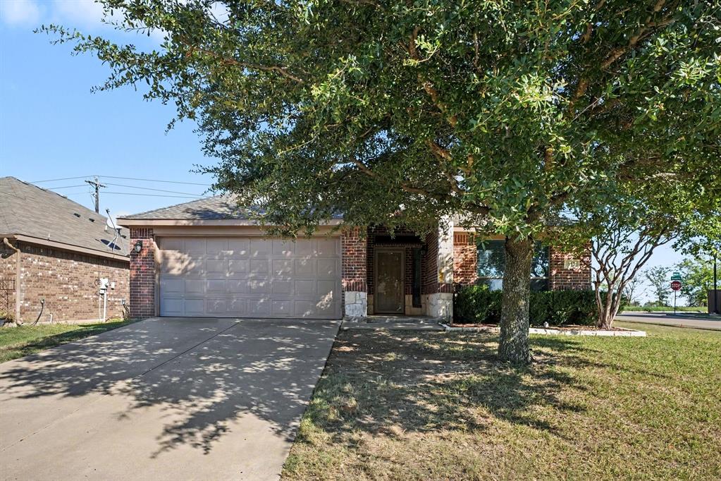 115 Timberline Drive, Waxahachie, TX 75167