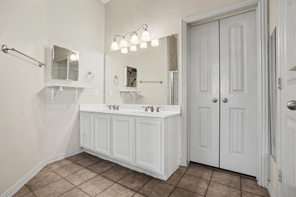 115 Timberline Drive, Waxahachie, TX 75167