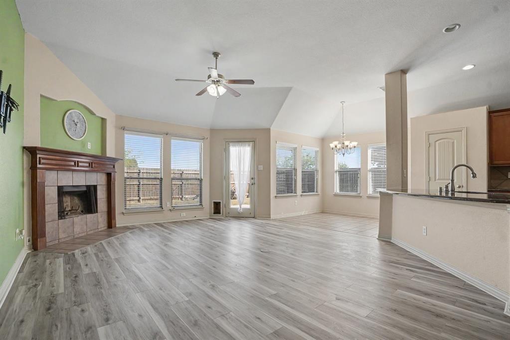 115 Timberline Drive, Waxahachie, TX 75167