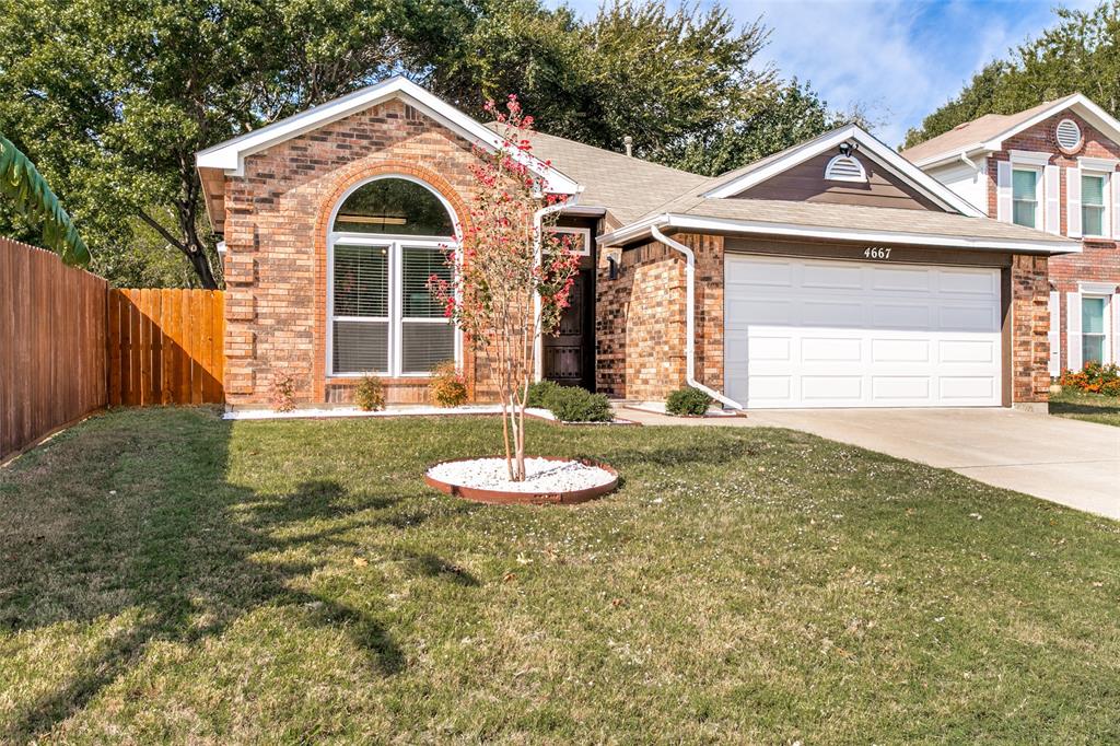 4667 Heatherbrook Lane, Grand Prairie, TX 75052
