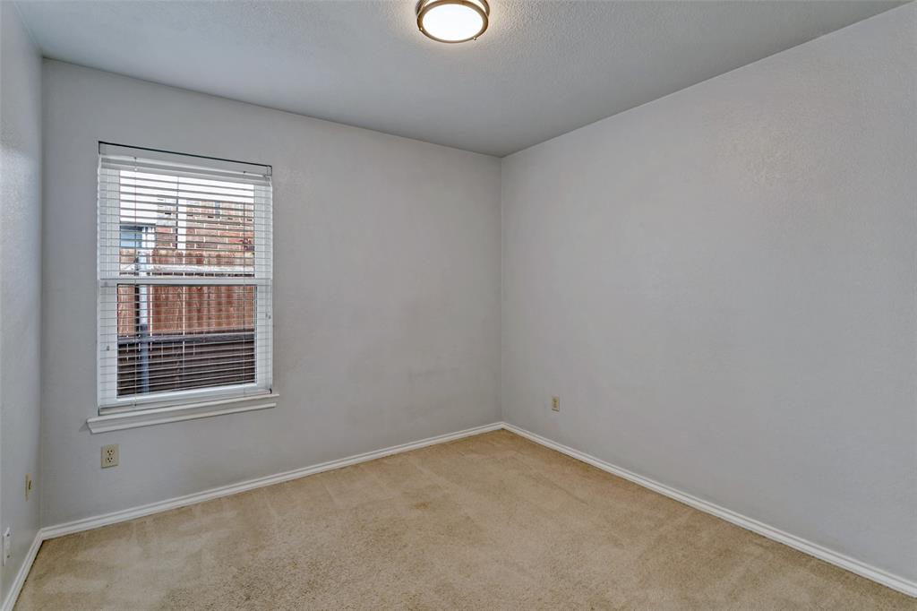 4667 Heatherbrook Lane, Grand Prairie, TX 75052