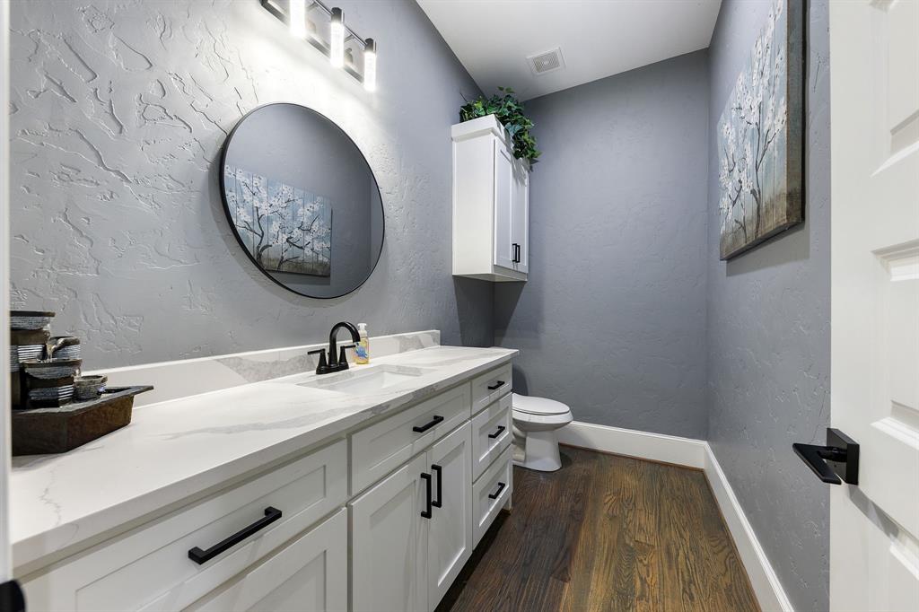2nd half bath