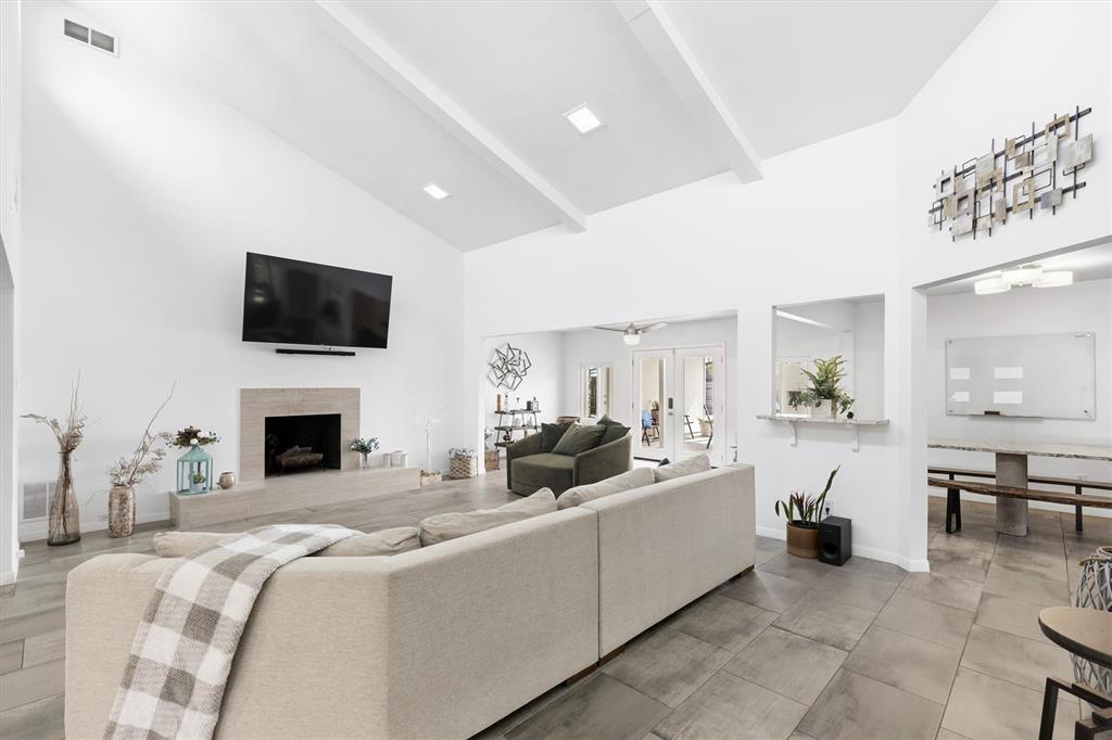 6822 Saint Anne Street, Dallas, TX 75248 6822 Saint Anne Street, Dallas, TX 75248