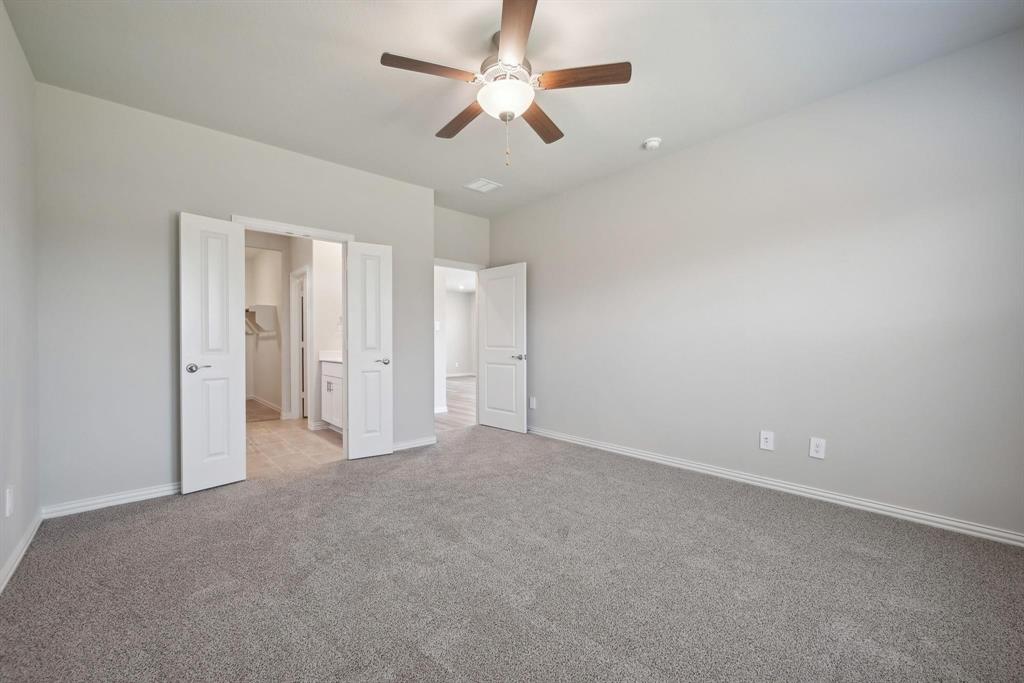 916 Tulip Trail, Lavon, TX 75166