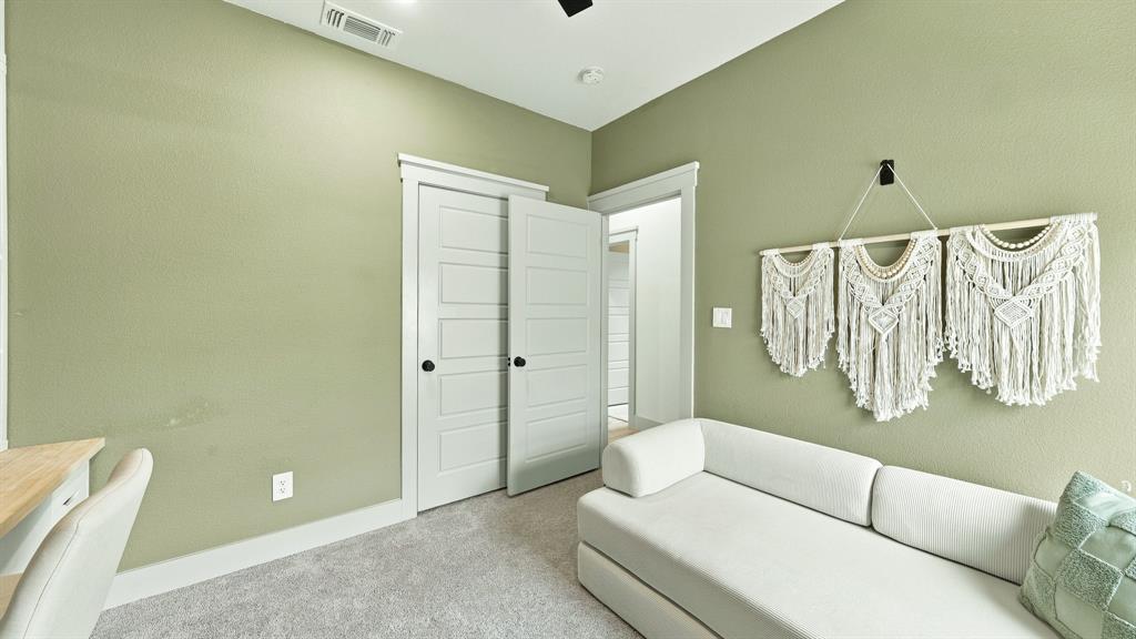 2306 Pedernales Court, Granbury, TX 76048