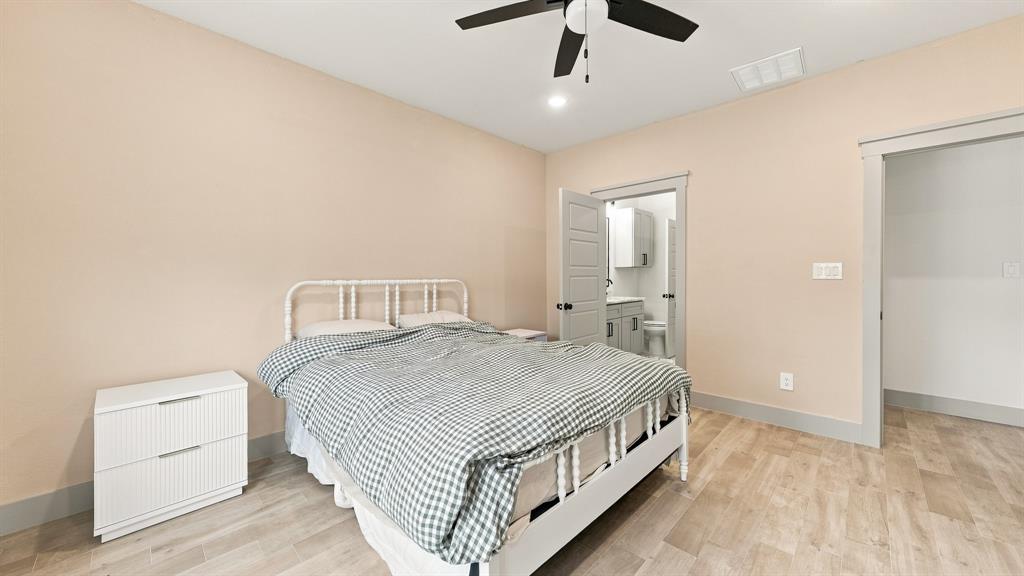 2306 Pedernales Court, Granbury, TX 76048