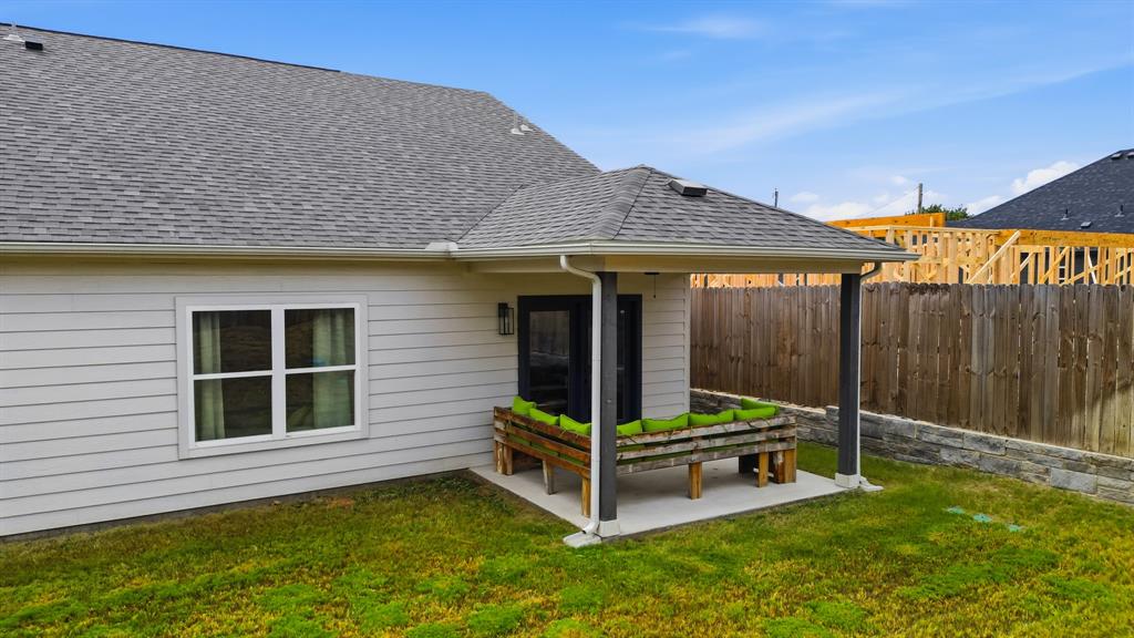 2306 Pedernales Court, Granbury, TX 76048