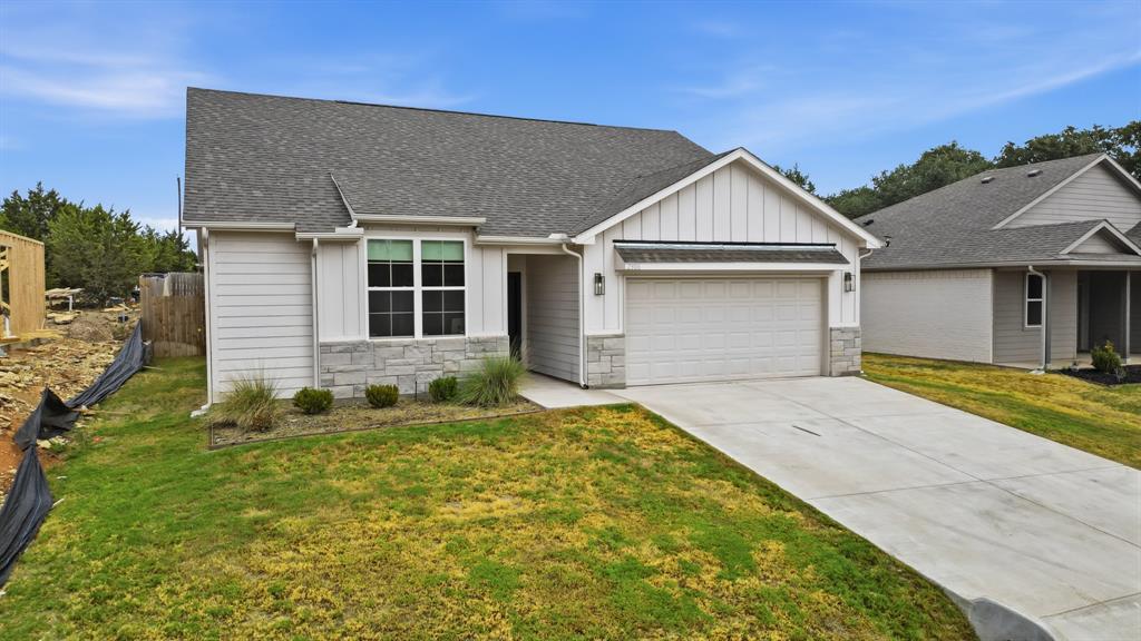 2306 Pedernales Court, Granbury, TX 76048
