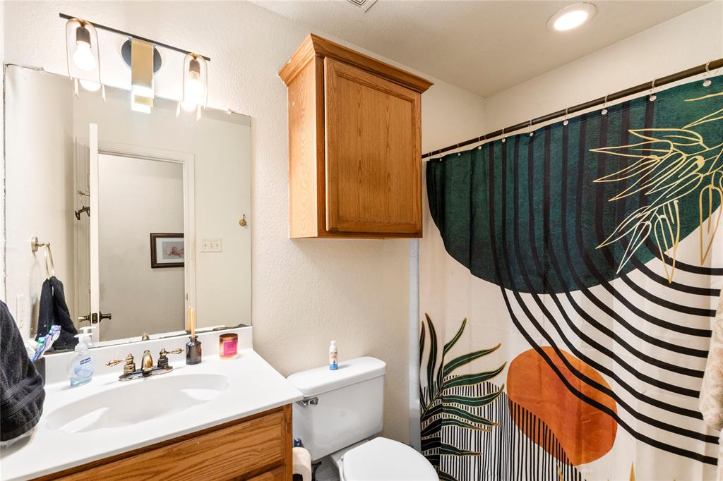 341 Bay Court, Gun Barrel City, TX 75156