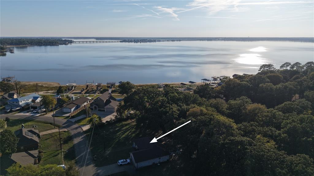 341 Bay Court, Gun Barrel City, TX 75156