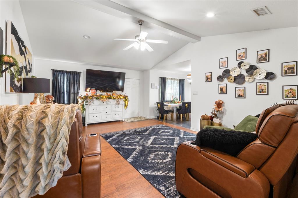 341 Bay Court, Gun Barrel City, TX 75156