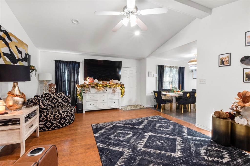 341 Bay Court, Gun Barrel City, TX 75156