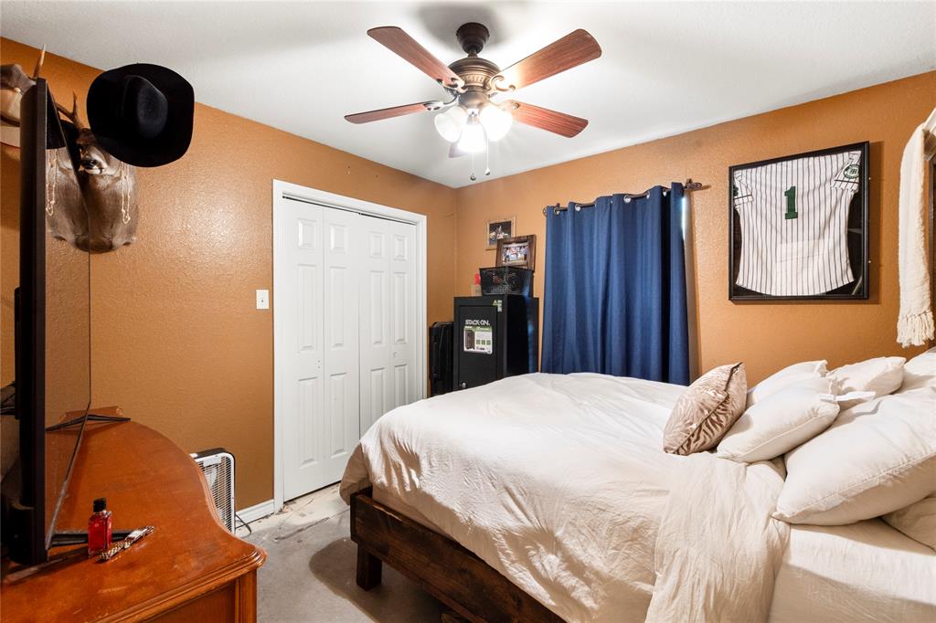 341 Bay Court, Gun Barrel City, TX 75156