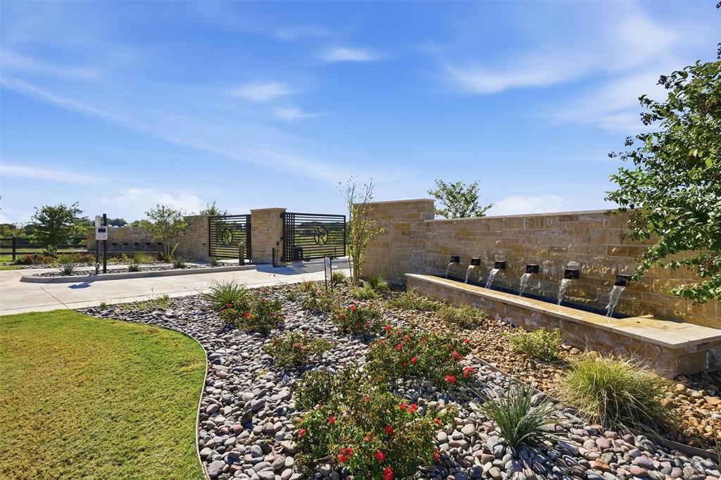 1019 Ranch Vista Road, Granbury, TX 76049
