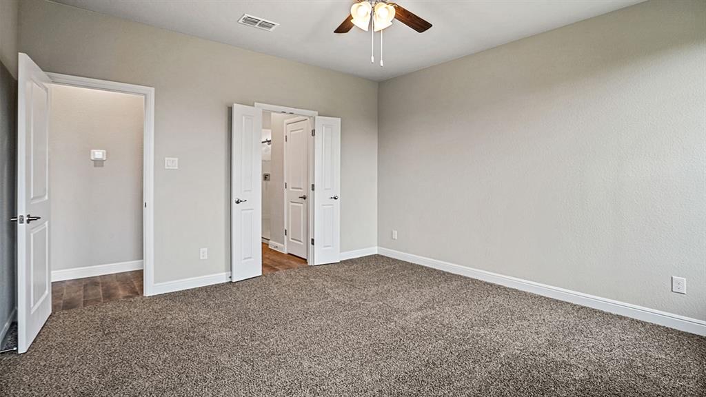 1445 CANTERBURY Trail, DeSoto, TX 75115