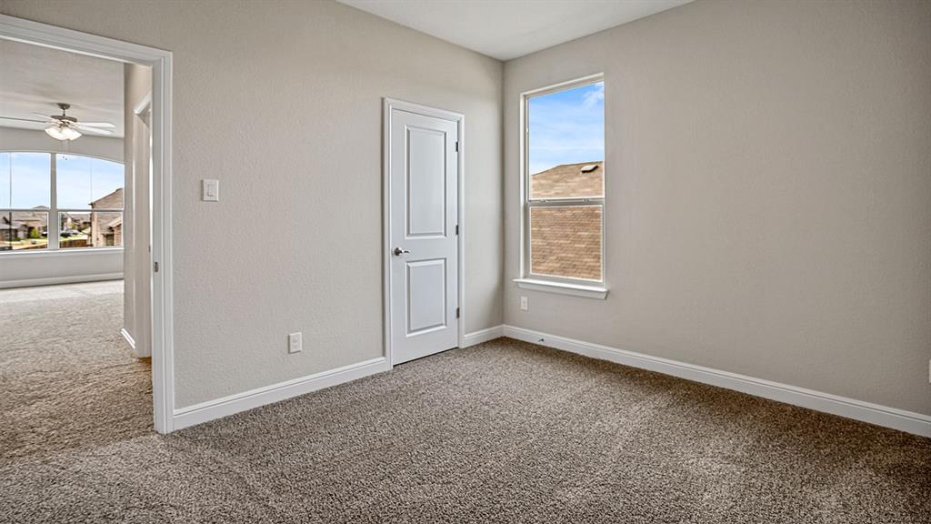 1445 CANTERBURY Trail, DeSoto, TX 75115