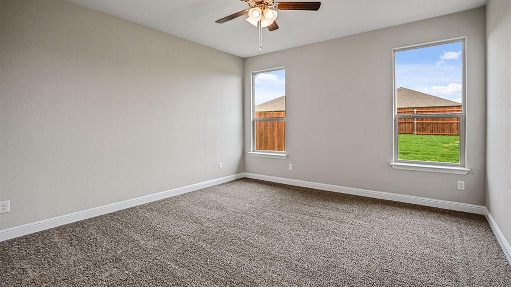 1445 CANTERBURY Trail, DeSoto, TX 75115