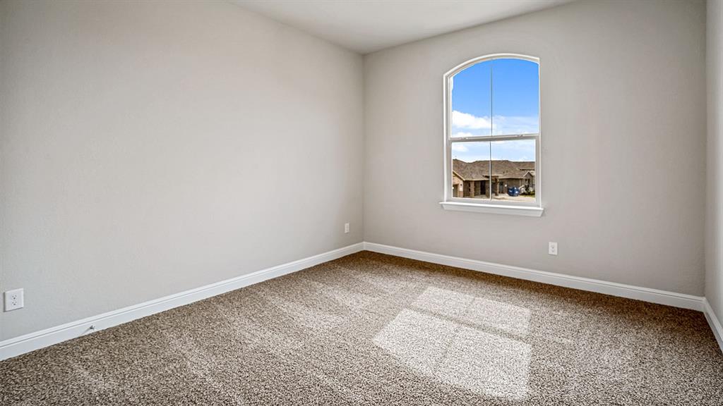 1445 CANTERBURY Trail, DeSoto, TX 75115