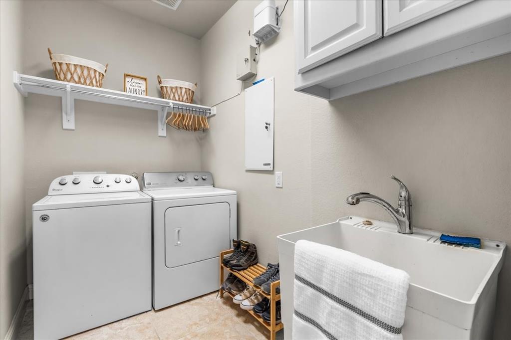 Laundry with sink