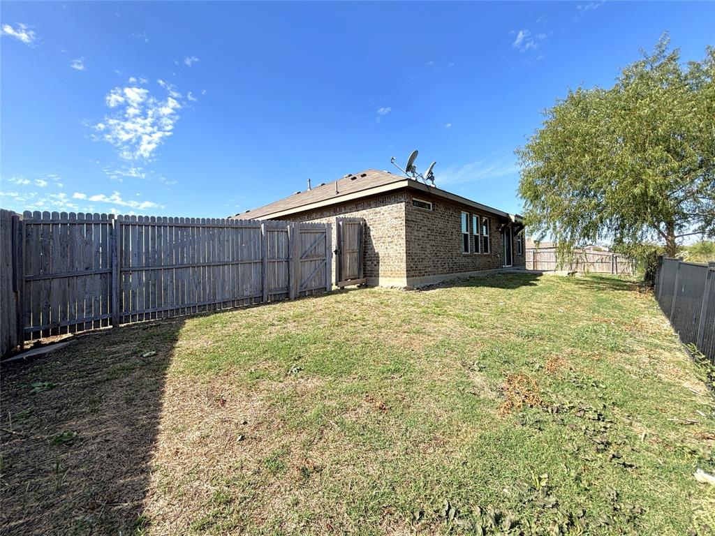 5200 Prairie Rose Drive, Forney, TX 75126