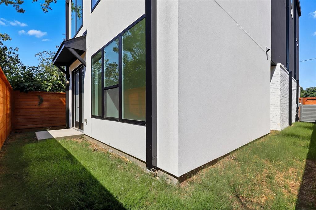 1906 Leath Street, Dallas, TX 75212