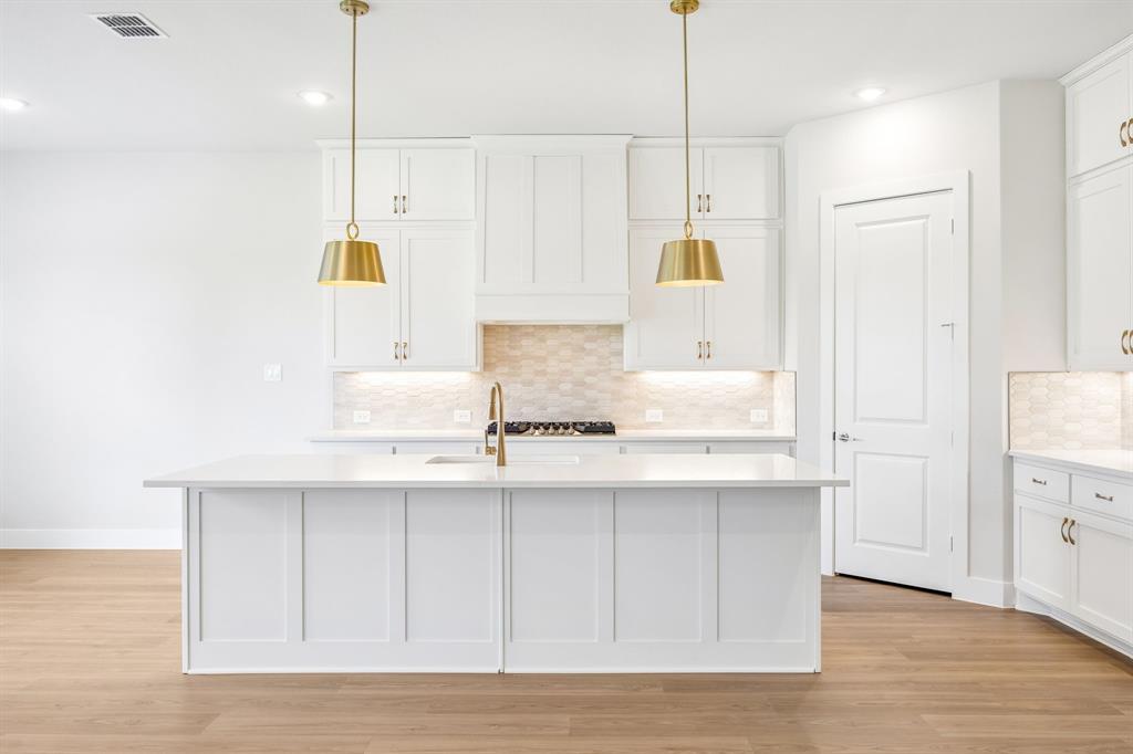 2414 Silver Spring Court, Celina, TX 75009 2414 Silver Spring Court, Celina, TX 75009