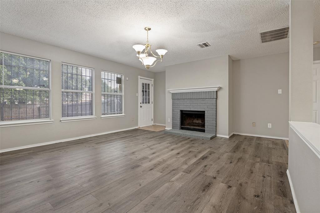 2551 Friendway Lane, Dallas, TX 75237
