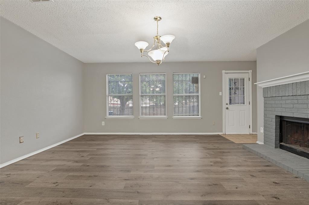 2551 Friendway Lane, Dallas, TX 75237