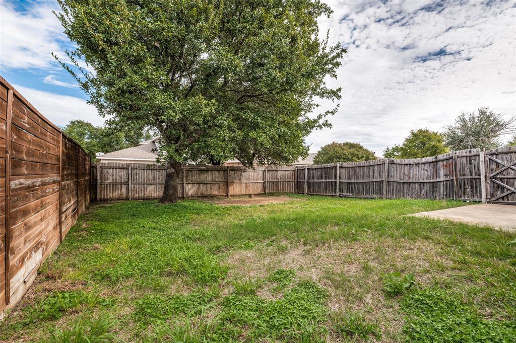 2551 Friendway Lane, Dallas, TX 75237