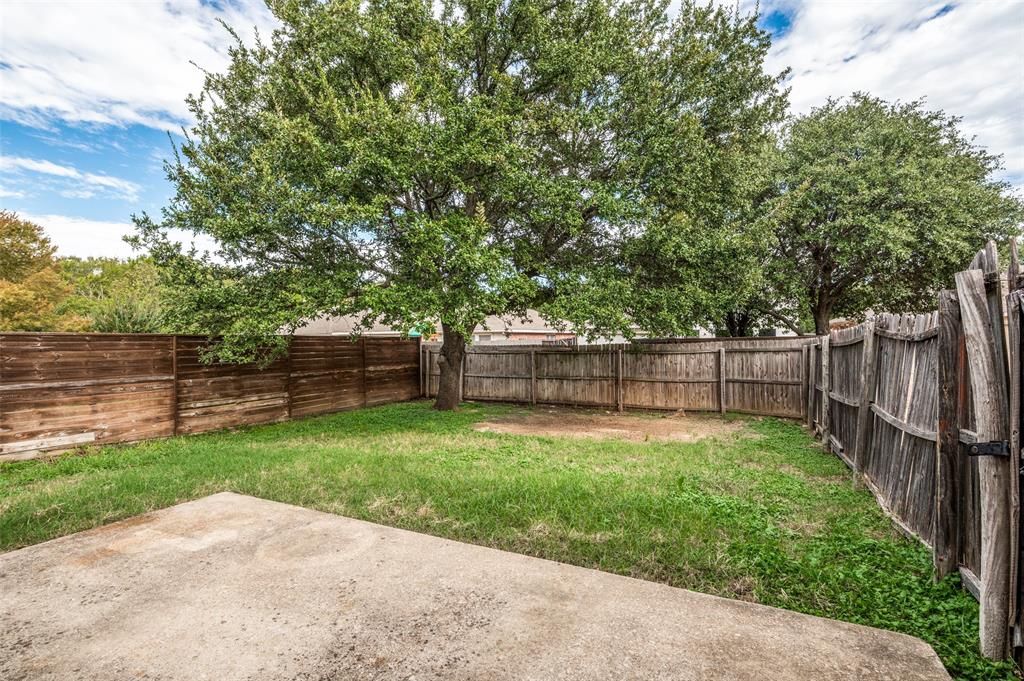 2551 Friendway Lane, Dallas, TX 75237