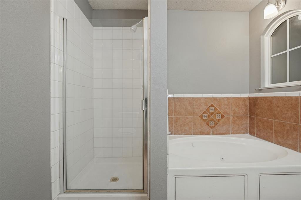 2551 Friendway Lane, Dallas, TX 75237