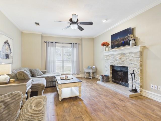 815 Lucas Drive, Athens, TX 75751