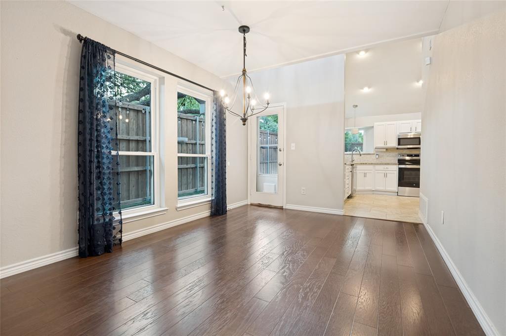 2702 Duval Drive, Dallas, TX 75211