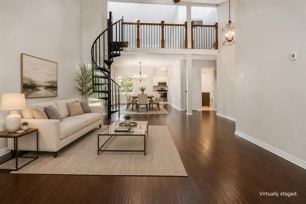 2702 Duval Drive, Dallas, TX 75211