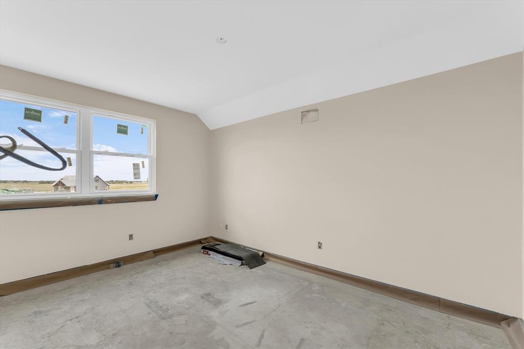 296 Sorghum Hill, Elm Mott, TX 76640