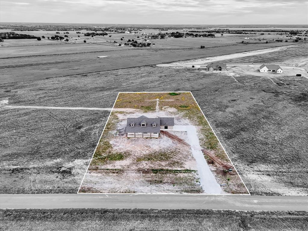 296 Sorghum Hill, Elm Mott, TX 76640