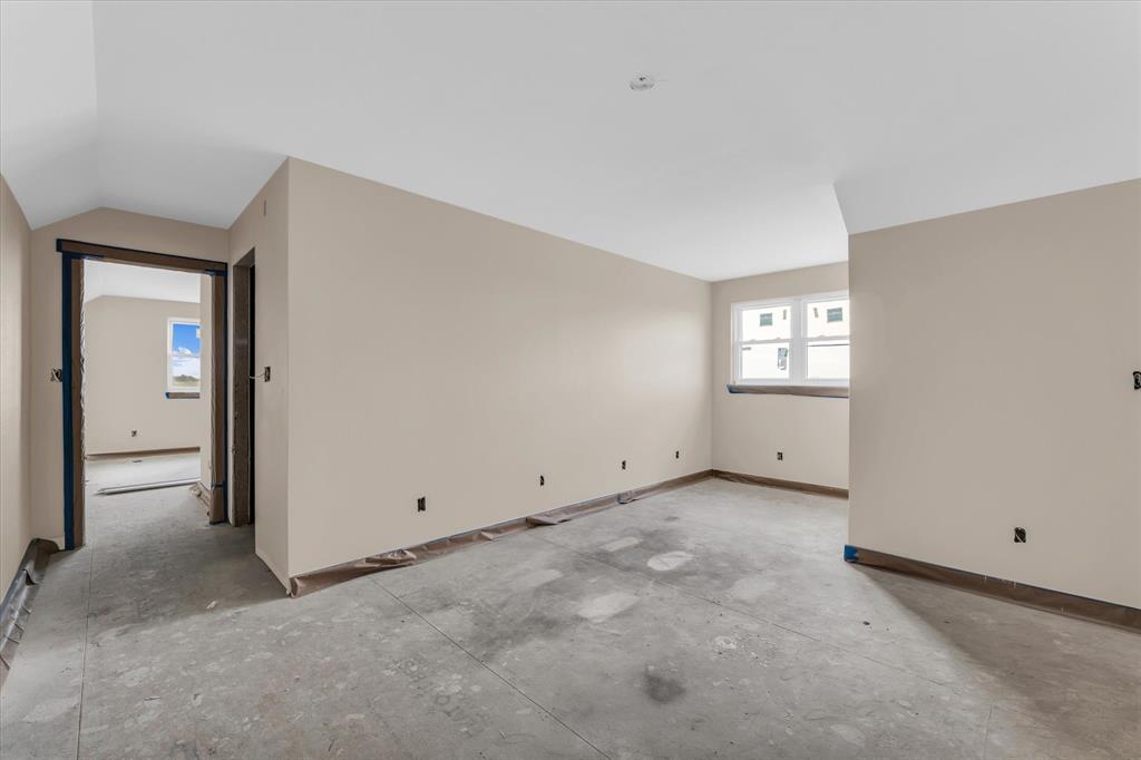 296 Sorghum Hill, Elm Mott, TX 76640