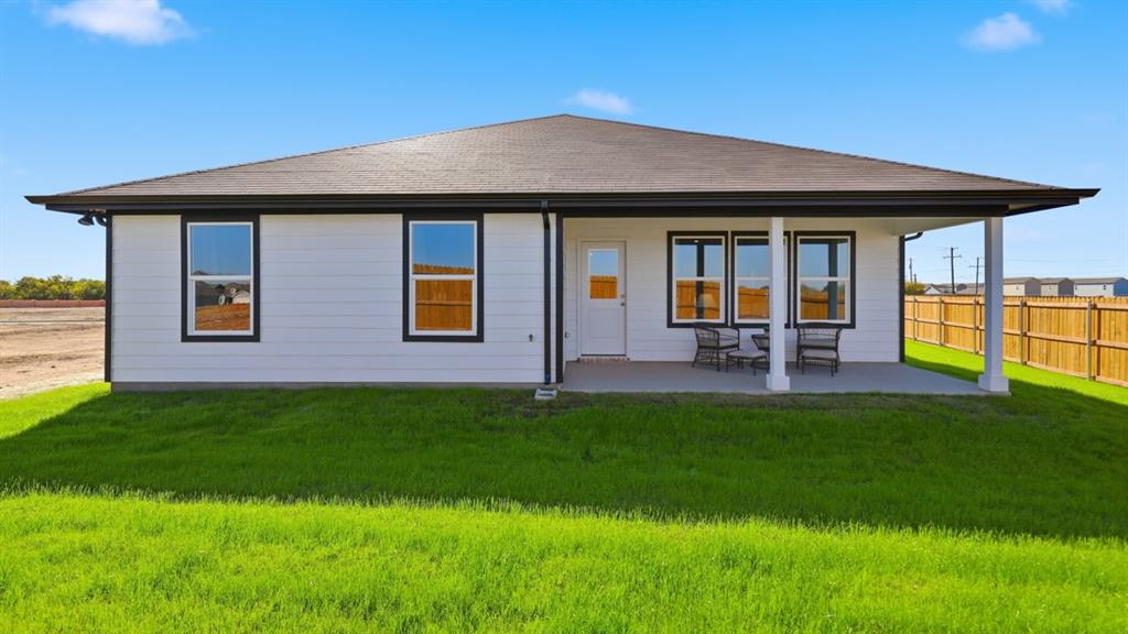 716 SMART STRIKE Trail, Granbury, TX 76049