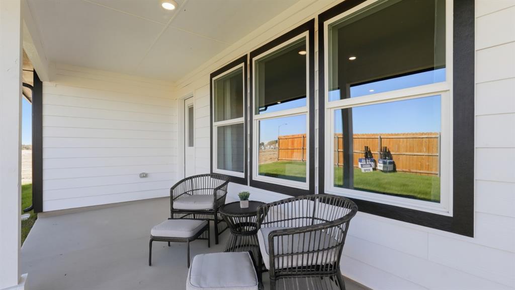716 SMART STRIKE Trail, Granbury, TX 76049