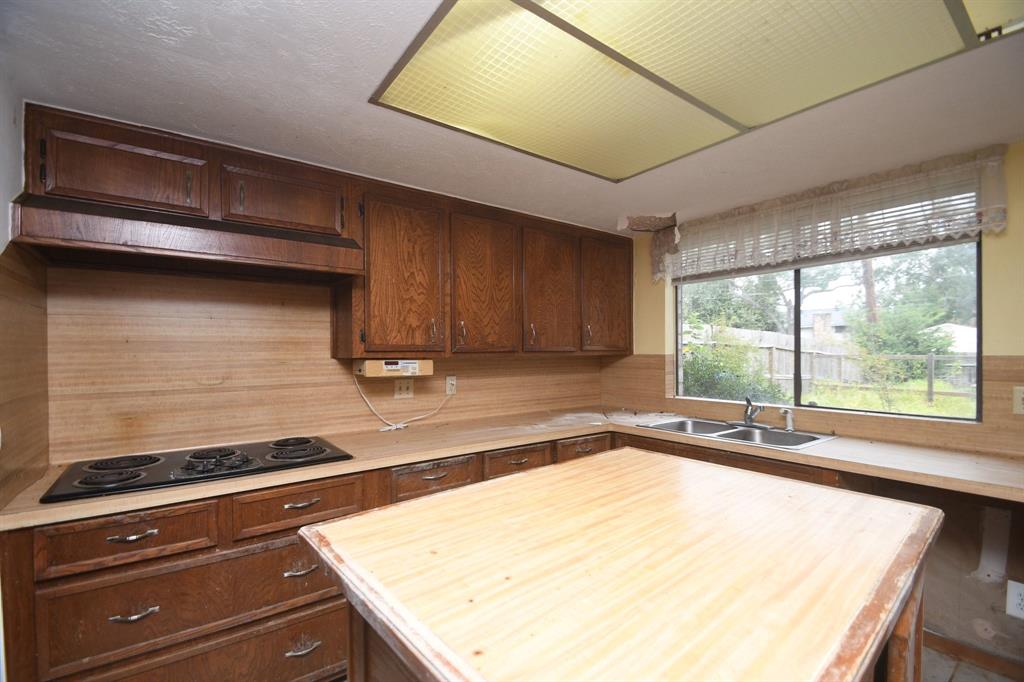 11111 Sageknight Drive, Houston, TX 77089