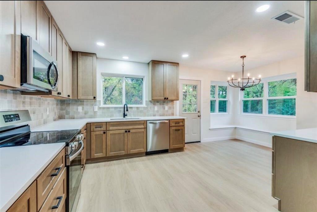 1250 Cedar Circle, Cedar Hill, TX 75104 1250 Cedar Circle, Cedar Hill, TX 75104