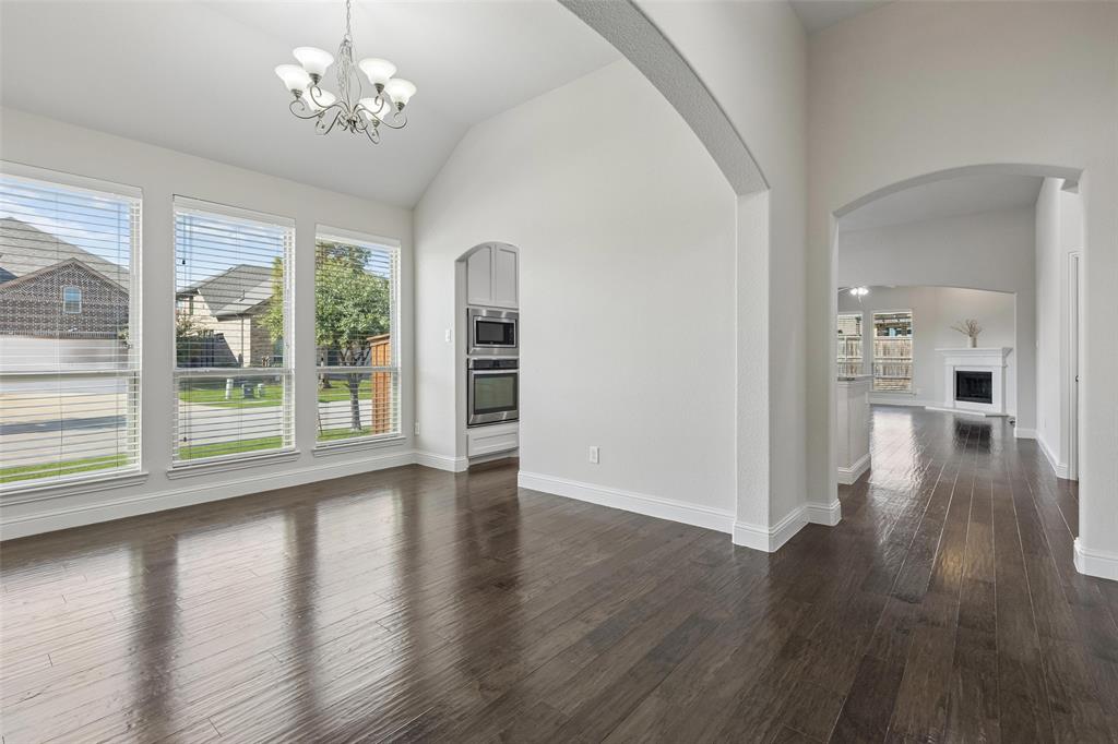 Separate dining room