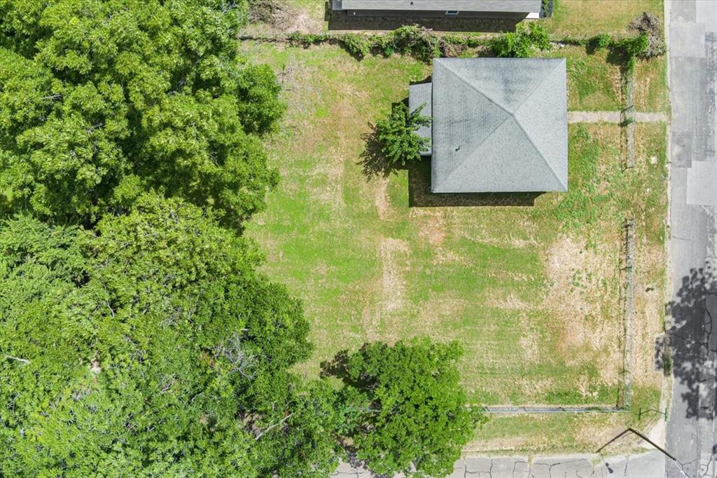 1000 & 1002 E Calhoun Avenue, Waco, TX 76704 1000 & 1002 E Calhoun Avenue, Waco, TX 76704