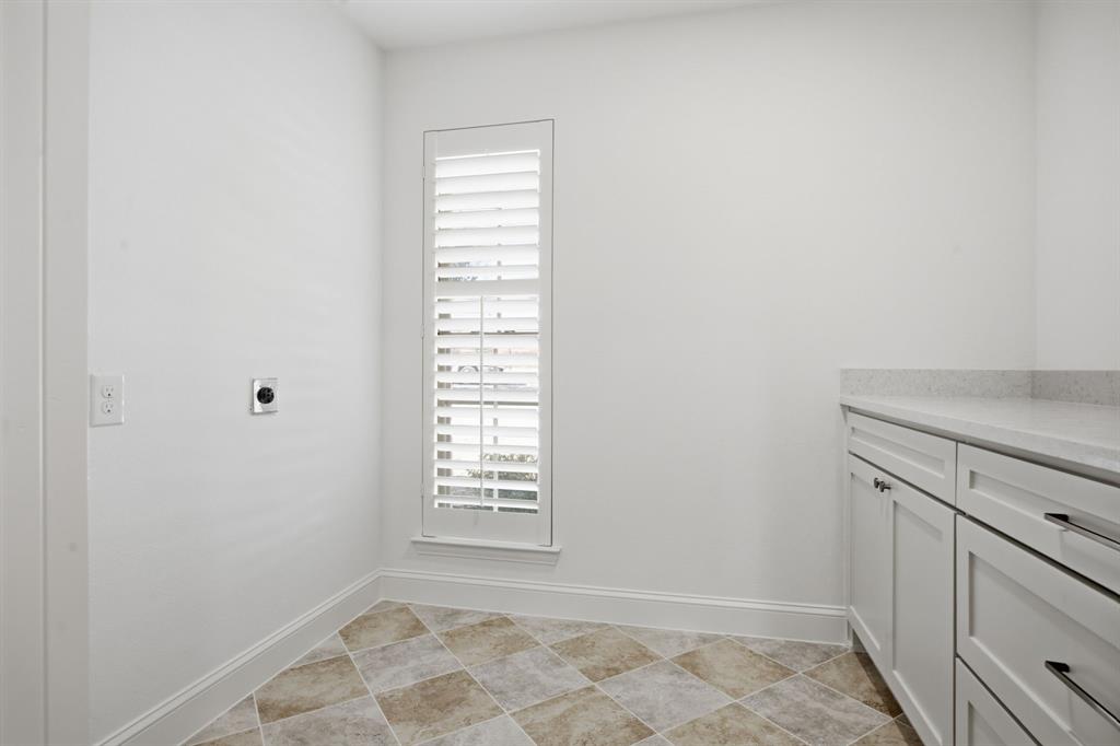 6978 Pemberton Drive, Dallas, TX 75230