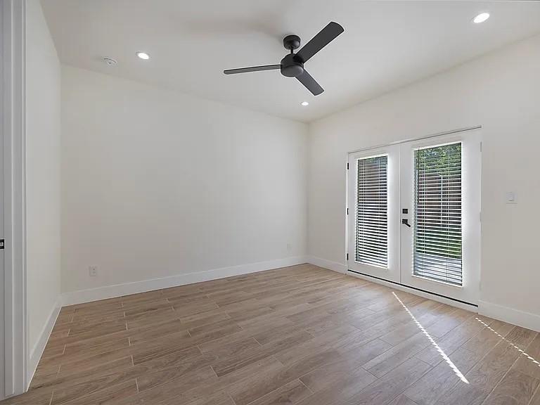 1122 Muncie Avenue, Dallas, TX 75212