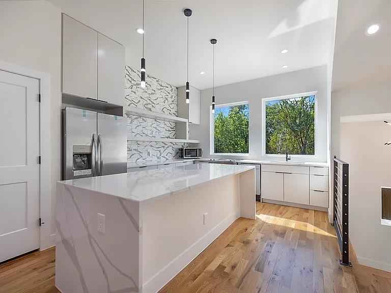1122 Muncie Avenue, Dallas, TX 75212