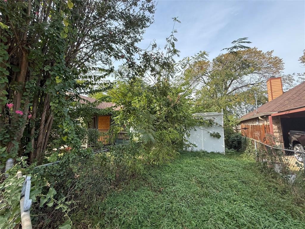 2343 Macon Street, Dallas, TX 75215