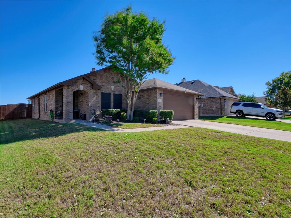 318 Laurel Ln 318 Laurel Ln