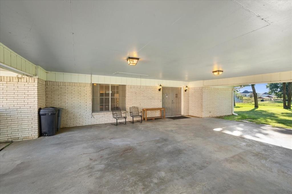 334 Cross Tie Ranch Road, Trinidad, TX 75163