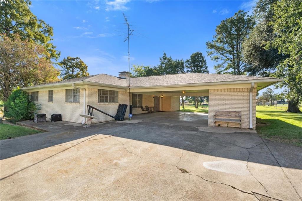 334 Cross Tie Ranch Road, Trinidad, TX 75163